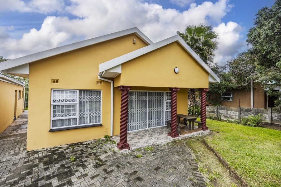 4 Bedroom Property for Sale in Amalinda North Eastern Cape